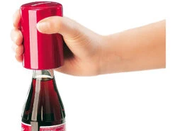 PEARL Bierflaschenöffner:Ultrapraktischer Flaschenöffner "push2open" (Kapselheber)