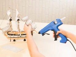 AGT Klebepistole:Profi-Heißklebepistole, Langer Vorschub-Hebel, 150 W, Inkl. 50 Sticks -Einrichtungsgeschäft nx3240 5