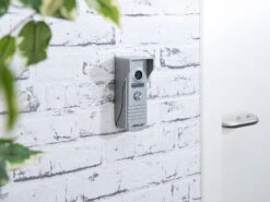 Somikon Video Klingel:Video-Türsprechanlage Mit Farbdisplay, LED-Licht & Türöffnungsfunktion -Einrichtungsgeschäft nx4400 10