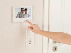 Somikon Türklingelanlagen:Video-Türsprechanlage Mit 17,8-cm-Farbdisplay & Türöffner, 10-m-Kabel -Einrichtungsgeschäft nx4569 5