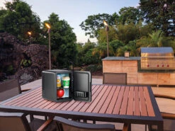 Rosenstein & Söhne Kühlschrank Klein:Mini-Kühlschrank Mit Warmhalte-Funktion, Edelstahlfront, 12/230 V, 4 L -Einrichtungsgeschäft nx6377 10