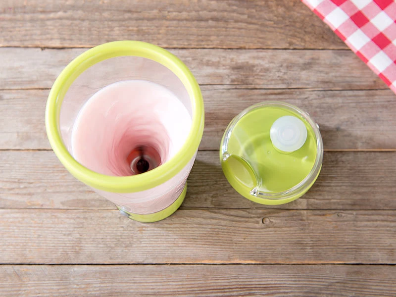 Rosenstein & Söhne Shaker:Selbstrührender Trinkbecher Mit Elektrischem Quirl, 450 Ml, BPA-frei 10 Rosenstein & Söhne Shaker:Selbstrührender Trinkbecher Mit Elektrischem Quirl, 450 Ml, BPA-frei – Bild 8