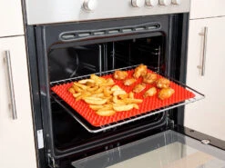 Rosenstein & Söhne Backofenmatte:2er-Set Silikon-Backmatten Mit Pyramiden-Noppen, Antihaftbeschichtet -Einrichtungsgeschäft nx7981 5