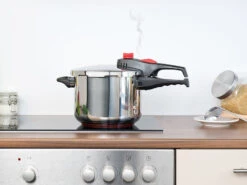 Rosenstein & Söhne Druckkochtopf:Edelstahl-Schnellkochtopf Mit Dampfgar-Einsatz, Bis 90 KPa, 6 L -Einrichtungsgeschäft nx9743 4