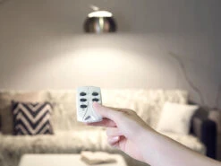 Revolt Funksteckdosen Set:3er-Set Funk-Steckdosen Mit Fernbedienung, 30 M, 3.680 Watt/16 A, Weiß -Einrichtungsgeschäft px2949 11