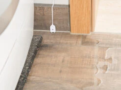 Luminea Home Control Wassermelder Alexa:WLAN-Wassermelder, Externer Sensor, App, Bis 2 Jahre Batterie-Laufzeit -Einrichtungsgeschäft zx5004 4