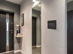 VisorTech Alarm:5-tlg. Funk-Alarmanlage: 2 Sensoren, 2 Fernbedienungen, GSM, WLAN, App -Einrichtungsgeschäft zx5313 5