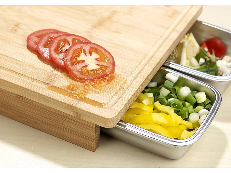Rosenstein & Söhne Bambusbrett:XL-Bambus-Schneidebrett Und 2 Edelstahl-Auffangbehälter Mit Deckeln 8 Rosenstein & Söhne Bambusbrett:XL-Bambus-Schneidebrett Und 2 Edelstahl-Auffangbehälter Mit Deckeln – Bild 6