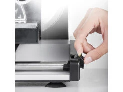 Rosenstein & Söhne Brotschneidemaschine:Elektrischer Allesschneider Mit 2 Edelstahl-Klingen, 1 - 15 Mm, 150 W 34 Rosenstein & Söhne Brotschneidemaschine:Elektrischer Allesschneider Mit 2 Edelstahl-Klingen, 1 - 15 Mm, 150 W -Einrichtungsgeschäft zx7134 6